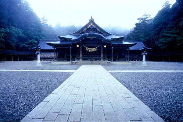 Niigata Yahiko Shrine